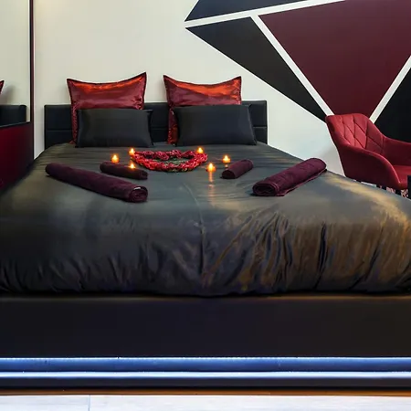 Redroom Privatif & Nuit Romantique A Deux Voiron