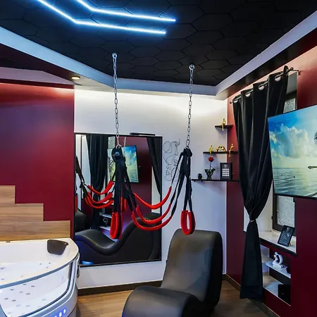 Redroom Privatif & Nuit Romantique A Deux Apartment Voiron